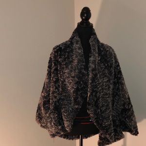 Grey leopard print faux fur jacket